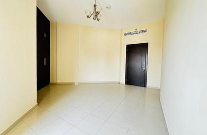 Apartment - 2 Bedrooms - 3 Bathrooms for rent in Al Khair Building - Dubai Silicon Oasis - Dubai