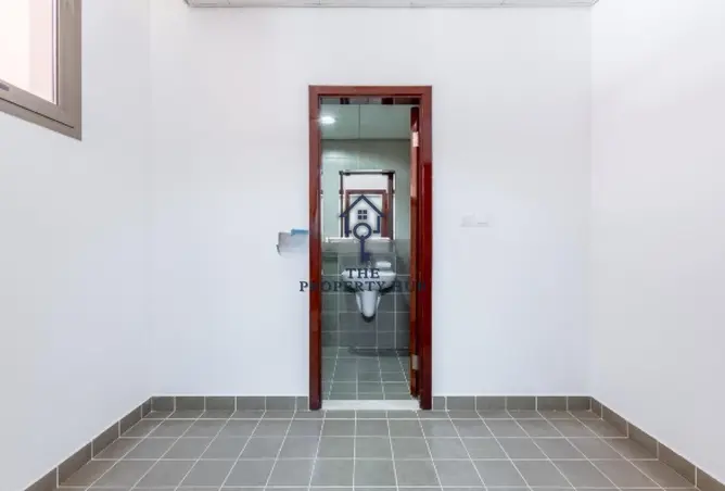163712389 - Property Image 3