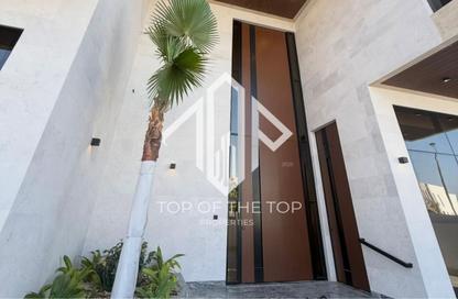 Villa - 5 - 6 for sale in Saadiyat Reserve - Saadiyat Island - Abu Dhabi Villa - 5 - 6 for sale in Saadiyat Reserve - Saadiyat Island - Abu Dhabi