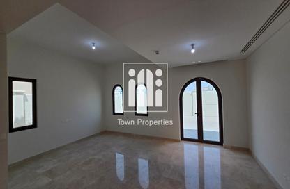 Villa - 3 - 5 for sale in Toledo - Zayed City (Khalifa City C) - Khalifa City - Abu Dhabi