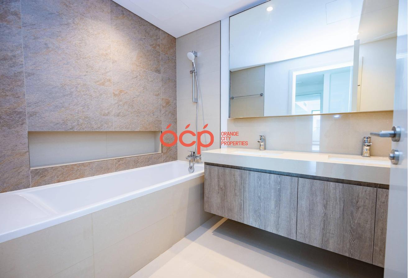 Maid Room | Burj View | High Floor photo 9