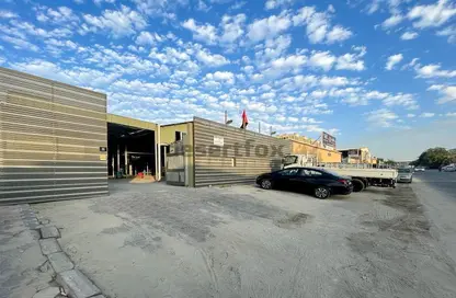 Warehouse - Studio - 2 Bathrooms for rent in Al Qusais Industrial Area 5 - Al Qusais Industrial Area - Al Qusais - Dubai