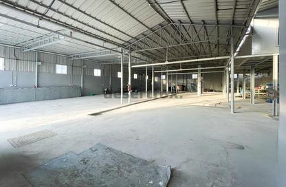 Warehouse - Studio - 2 Bathrooms for rent in Al Qusais Industrial Area 5 - Al Qusais Industrial Area - Al Qusais - Dubai