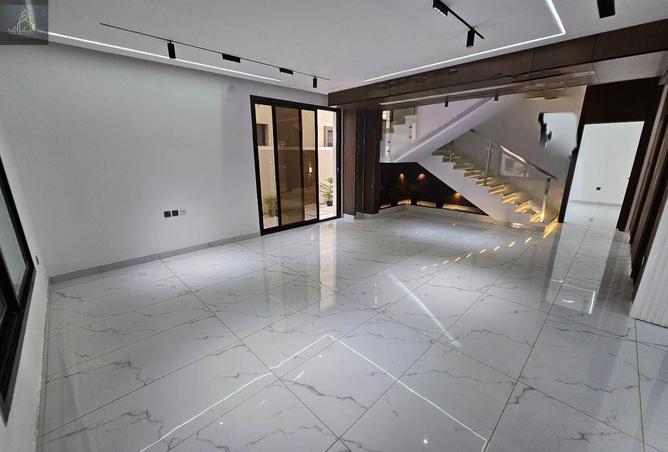 53611565 - Property Image 3