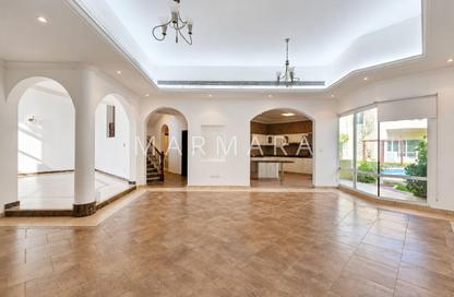 Villa - 5 Bedrooms - 5 Bathrooms for rent in Umm Suqeim 2 Villas - Umm Suqeim 2 - Umm Suqeim - Dubai Villa - 5 Bedrooms - 5 Bathrooms for rent in Umm Suqeim 2 Villas - Umm Suqeim 2 - Umm Suqeim - Dubai