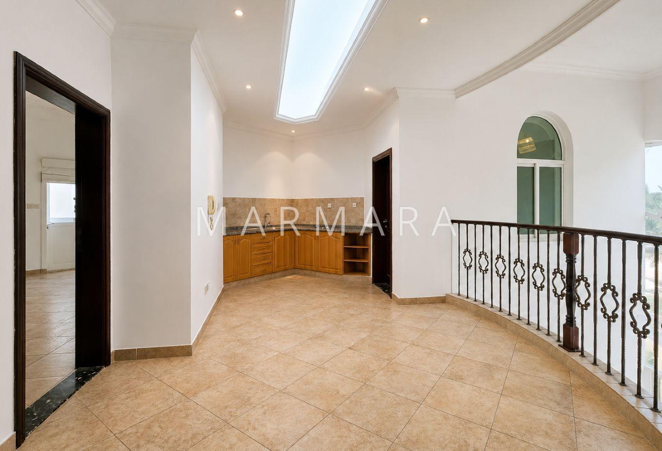 Fantastic 5BR Villa | Study Room | Shared Pool photo 6