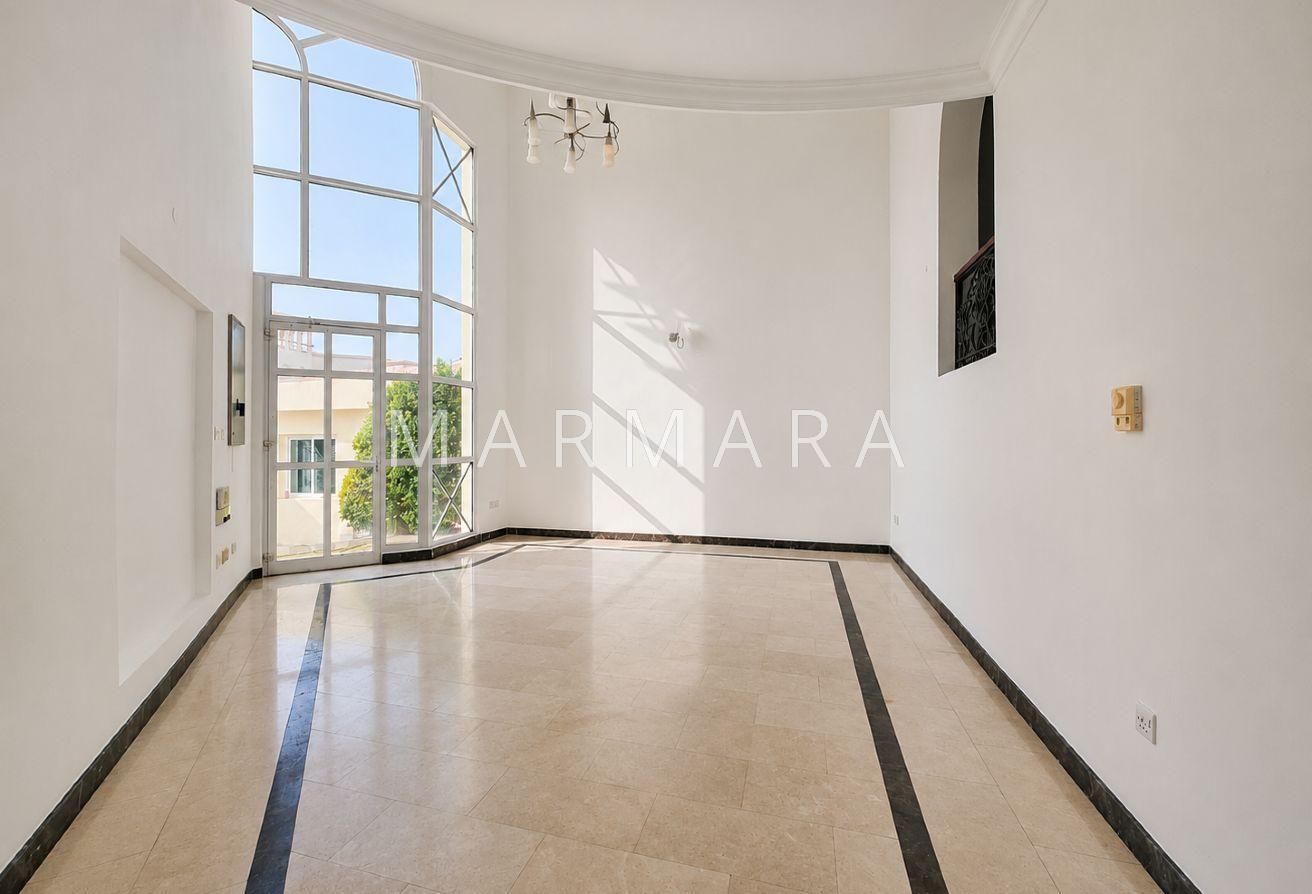 Fantastic 5BR Villa | Study Room | Shared Pool photo 17