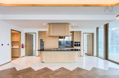 Apartment - 4 Bedrooms - 5 Bathrooms for sale in Jumeirah Living Business Bay - Business Bay - Dubai