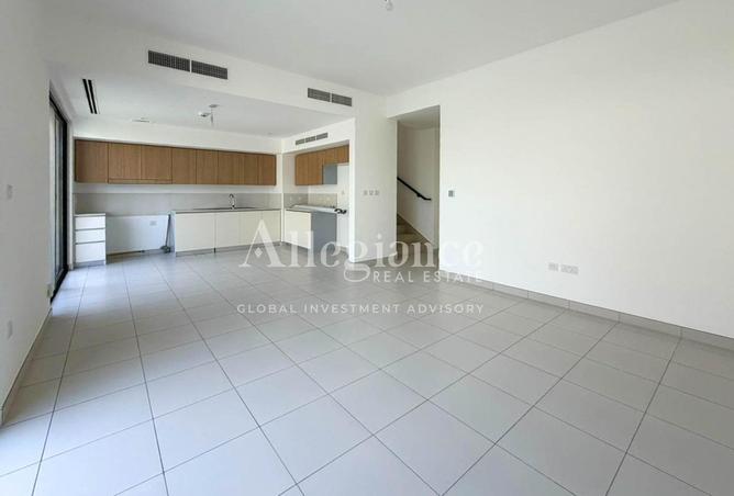 97829400 - Property Image 3