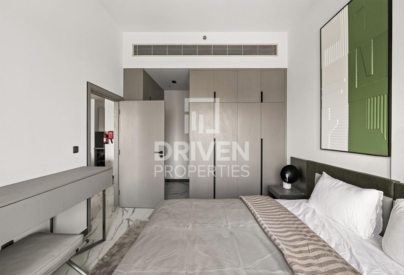 Fully Furnished | Vacant | Spacious | Walk In photo 12