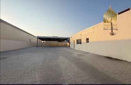 Warehouse - Studio for sale in Ali Mousa Building - Al Sajaa Industrial - Al Sajaa - Sharjah