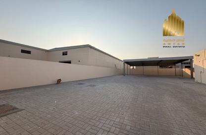 Warehouse - Studio for sale in Ali Mousa Building - Al Sajaa Industrial - Al Sajaa - Sharjah