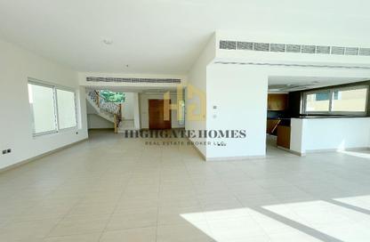 Villa - 4 Bedrooms - 4 Bathrooms for rent in Legacy Nova Villas - District 9 - Jumeirah Park - Dubai