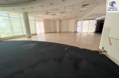 Full Floor - Studio - 3 Bathrooms for rent in Dafan Al Nakheel - Ras Al Khaimah
