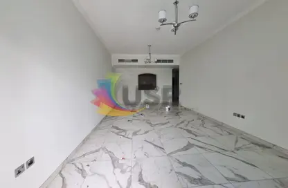 شقة - غرفة نوم - 2 حمامات للايجار في ارت اكس اي في - الخليج التجاري - دبي