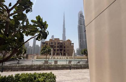 Apartment - 3 Bedrooms - 4 Bathrooms for rent in Burj Royale - Downtown Dubai - Dubai