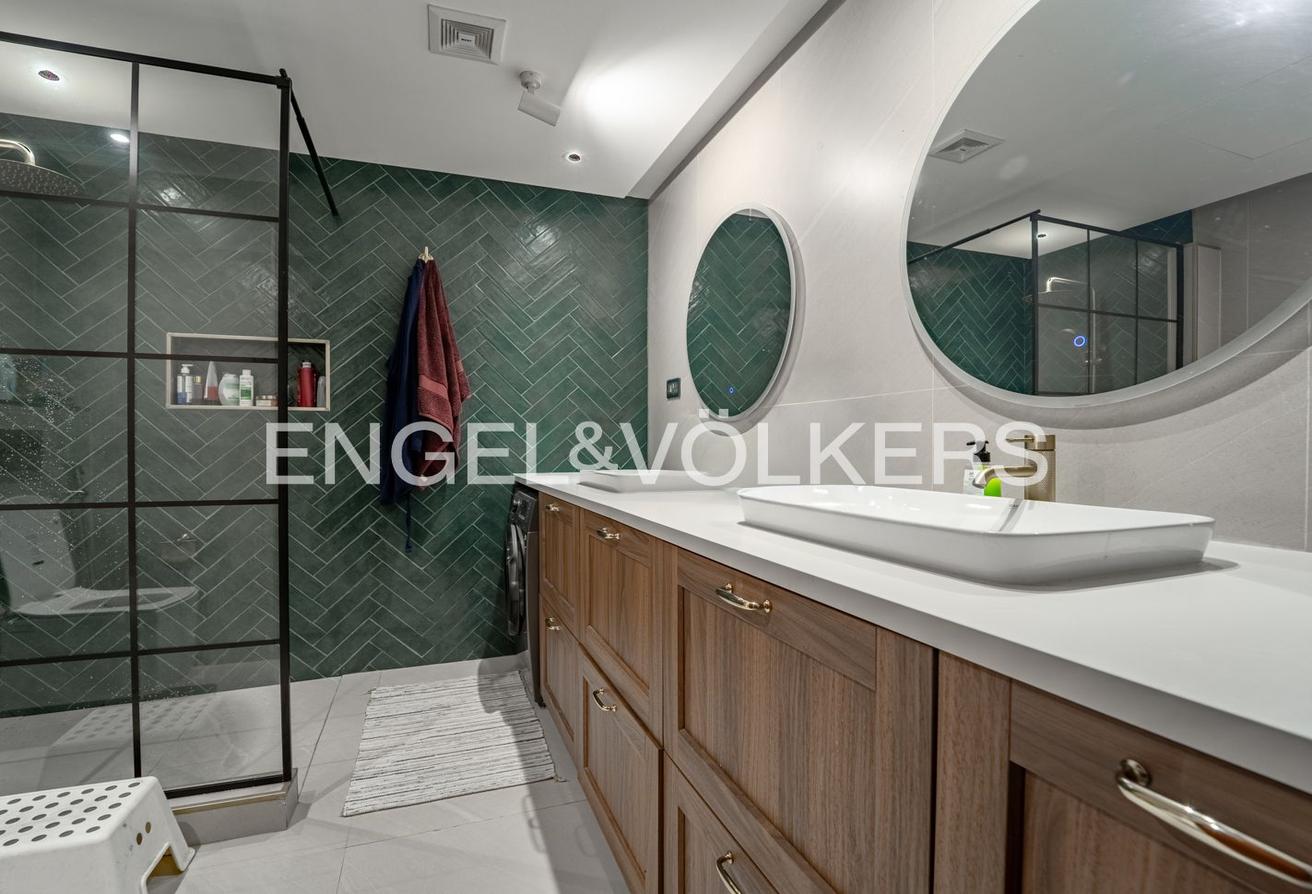 Exclusive | Renovated | Marina Living photo 16
