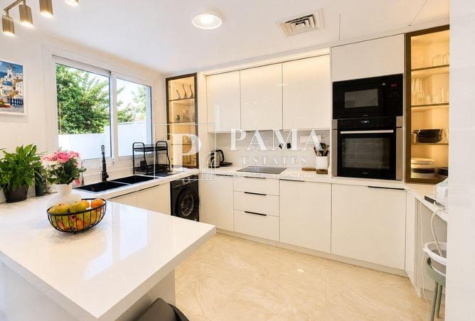 145054651 - Property Image 2