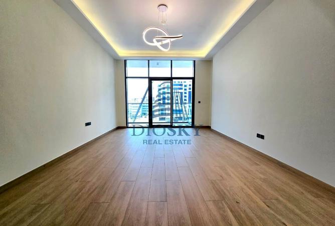 137002261 - Property Image 2