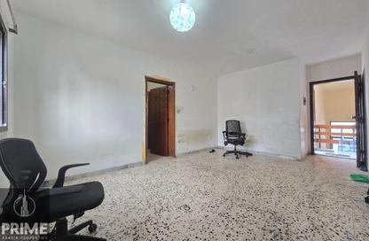 Apartment - Studio - 1 for rent in Delma Street - Al Mushrif - Abu Dhabi
