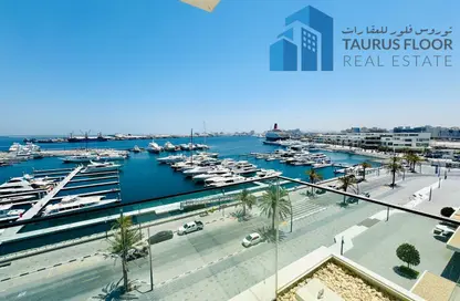 Apartment - 3 Bedrooms - 3 Bathrooms for rent in Seagate Building 4 - Seagate - Mina Rashid - Dubai