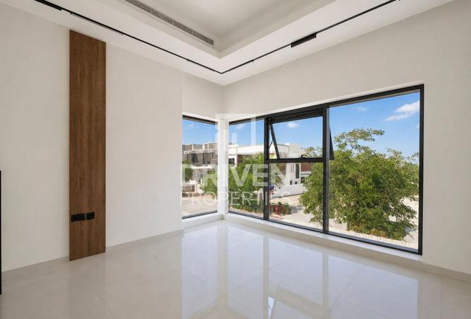 5-bed villa in Lea · Corner unit — photo 2