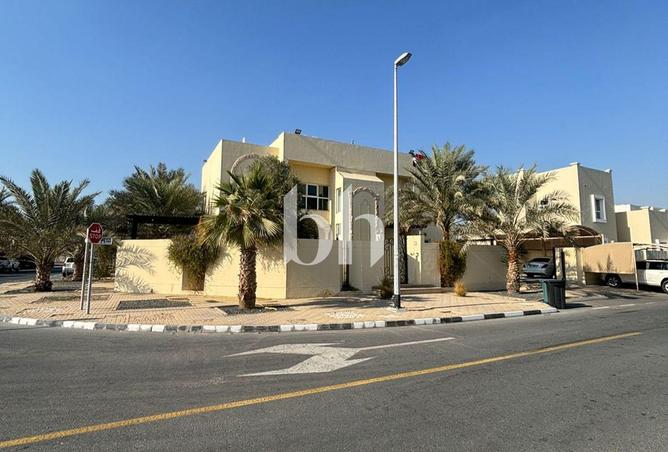 56531210 - Property Main Image