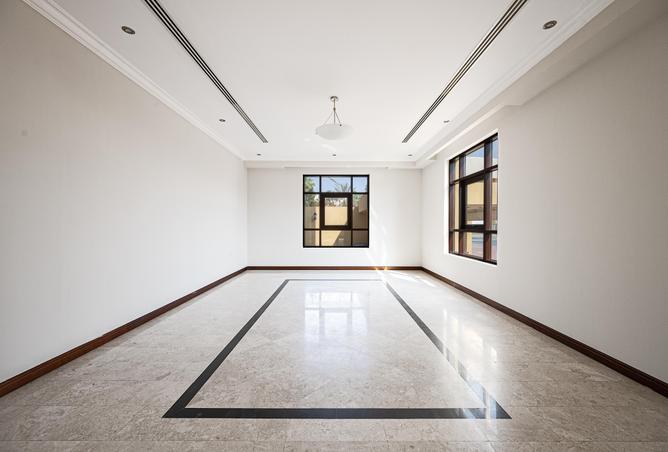 56531210 - Property Image 3