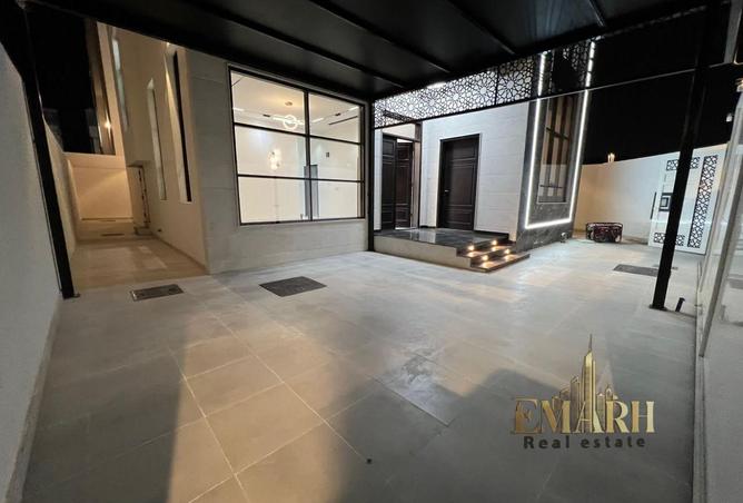 142860155 - Property Image 2