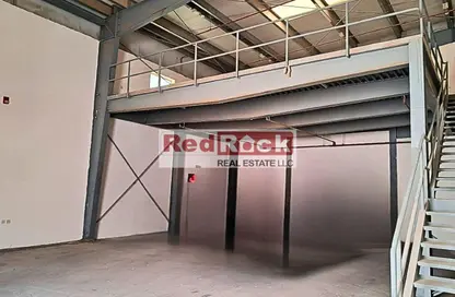 Warehouse - Studio - 1 Bathroom for rent in Al Sajaa Industrial - Al Sajaa - Sharjah