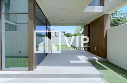 Townhouse - 3 Bedrooms - 5 Bathrooms for sale in Nad Al Dhabi - Al Jubail Island - Abu Dhabi