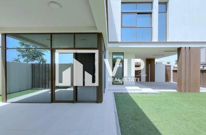 Townhouse - 3 Bedrooms - 5 Bathrooms for sale in Nad Al Dhabi - Al Jubail Island - Abu Dhabi