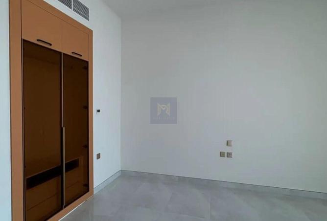 136575056 - Property Image 2