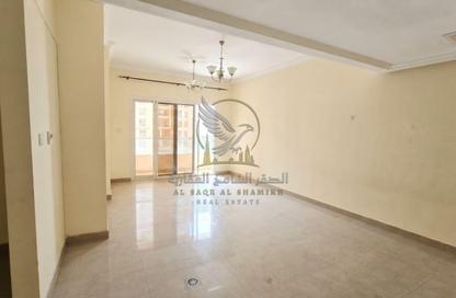 Apartment - 2 - 3 for rent in Al Qulaya'ah - Al Sharq - Sharjah