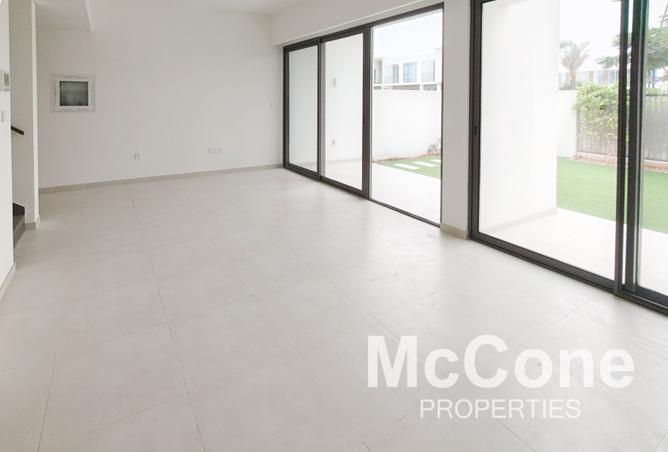 3-bed townhouse in Nara · Vacant — photo 3