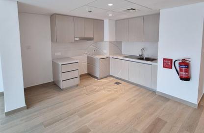 Apartment - 1 Bedroom - 1 Bathroom for rent in Waters Edge - Yas Island - Abu Dhabi