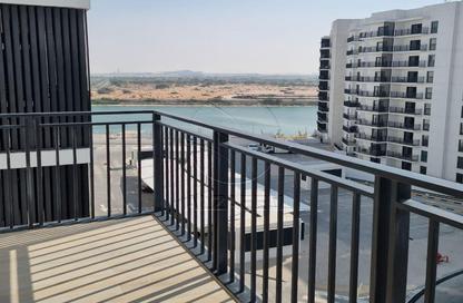 Apartment - 1 Bedroom - 1 Bathroom for rent in Waters Edge - Yas Island - Abu Dhabi