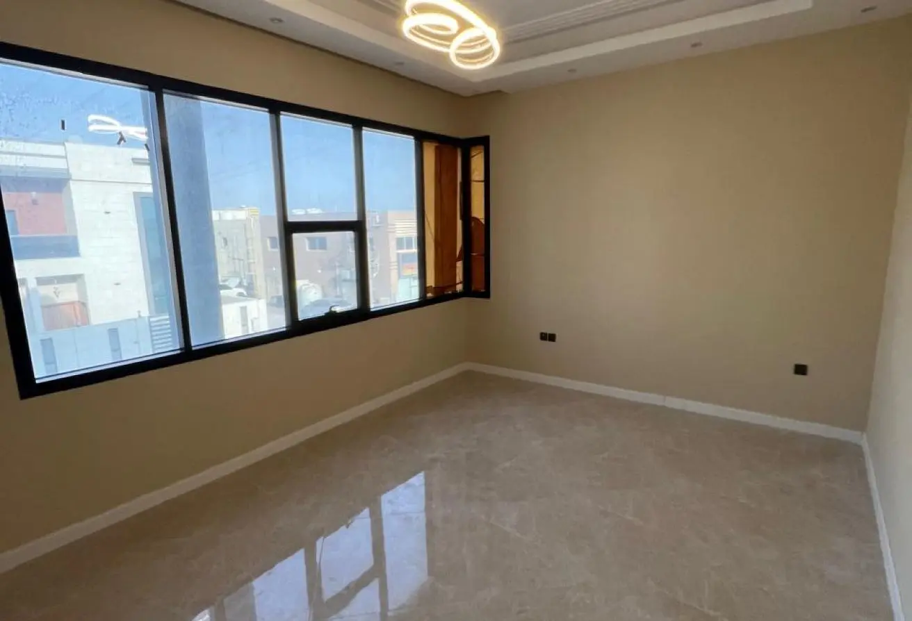 167000379 - Property Main Image