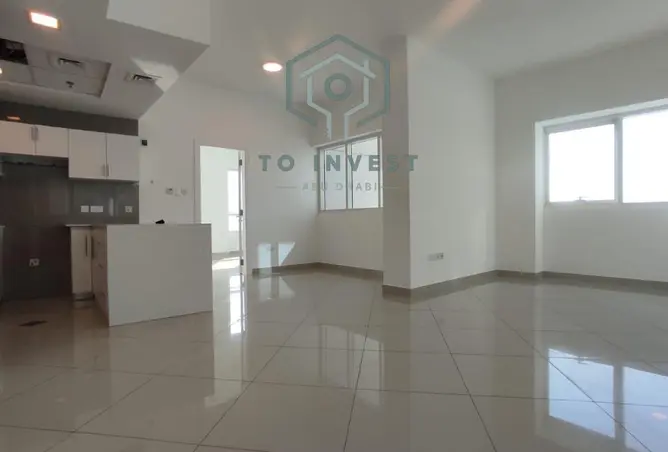 156923108 - Property Image 2