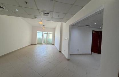 Apartment - 2 Bedrooms - 3 Bathrooms for rent in Al Majaz 1 - Al Majaz - Sharjah