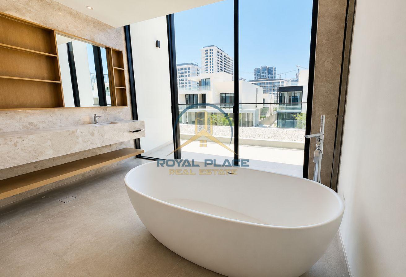Exclusive Villa | Near Clubhouse | Ultra Luxry 5BR photo 13