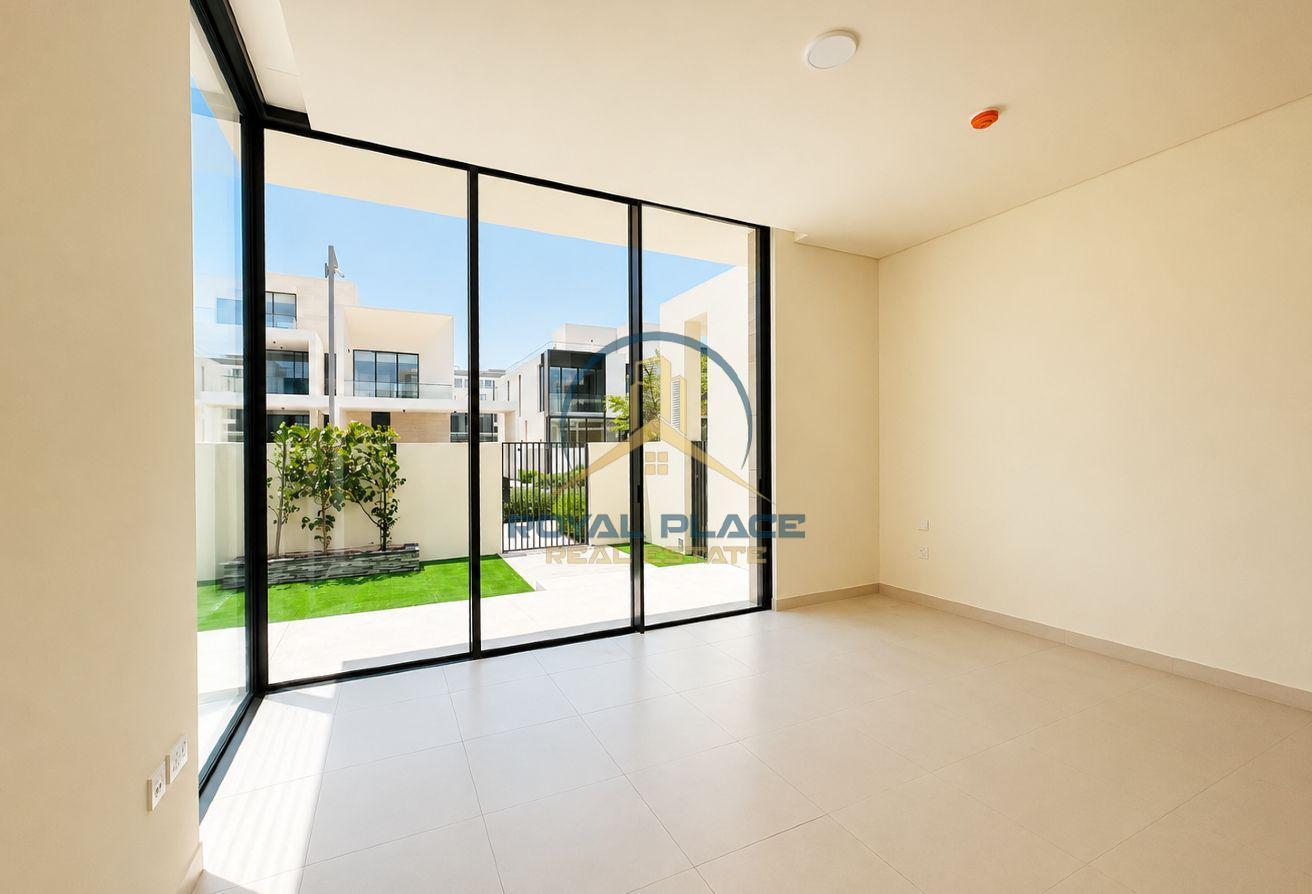 Exclusive Villa | Near Clubhouse | Ultra Luxry 5BR photo 10