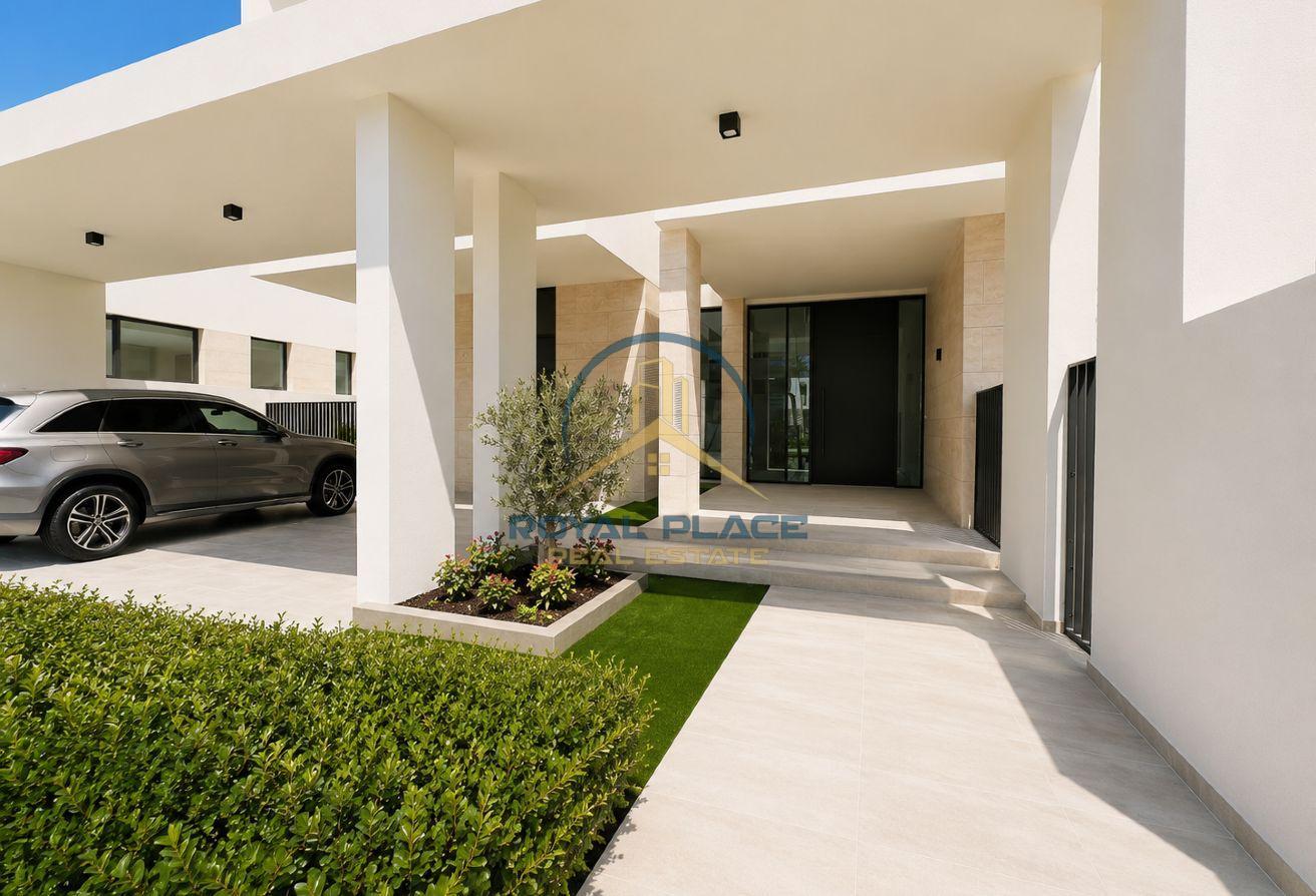 Exclusive Villa | Near Clubhouse | Ultra Luxry 5BR photo 16