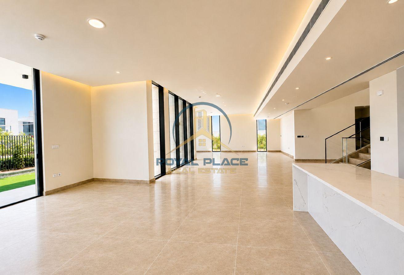 Exclusive Villa | Near Clubhouse | Ultra Luxry 5BR photo 5