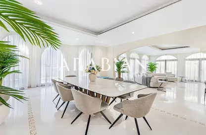 Villa - 5 Bedrooms - 6 Bathrooms for rent in Garden Homes Frond L - Garden Homes - Palm Jumeirah - Dubai