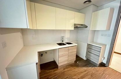 Apartment - Studio - 1 Bathroom for rent in SOL Bay - Business Bay - Dubai