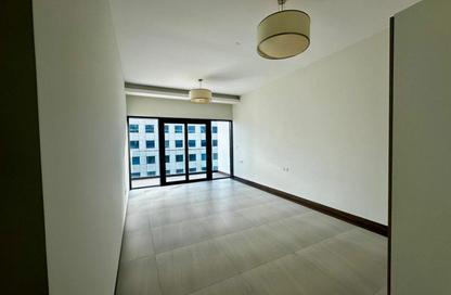 Apartment - Studio - 1 Bathroom for rent in SOL Bay - Business Bay - Dubai