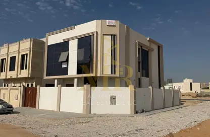 Villa - 4 Bedrooms - 6 Bathrooms for sale in Al Yasmeen - Ajman