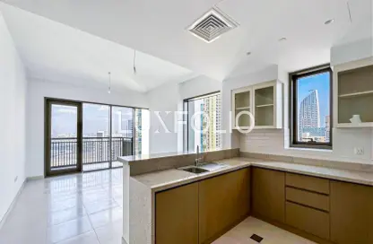 شقة - 2 غرف نوم - 2 حمامات للايجار في A كريك سايد 18 - حدائق الإمارات 1 - مرسى خور دبي - دبي