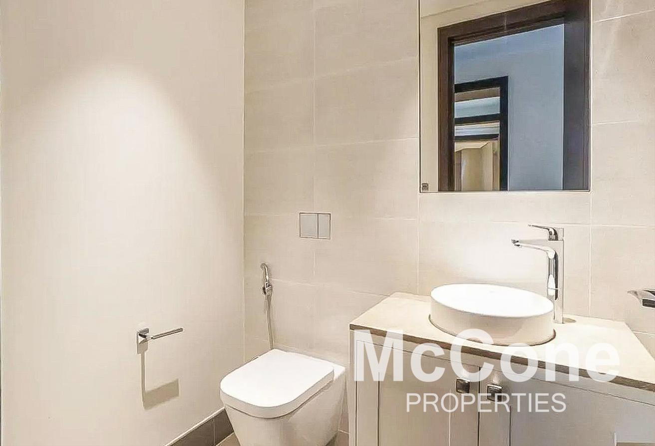 Vacant | Mid Floor | Partial Burj views photo 19